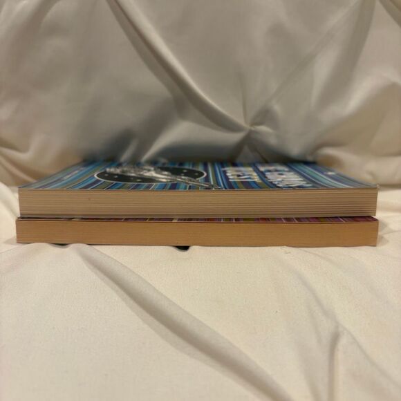 The Chaos Clock and The Chaos Quest Paperback Books by Gil Arbuthnott Children’s - Picture 5 of 5